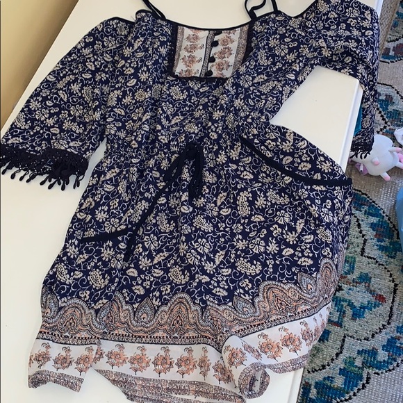 Romper - Picture 2 of 3